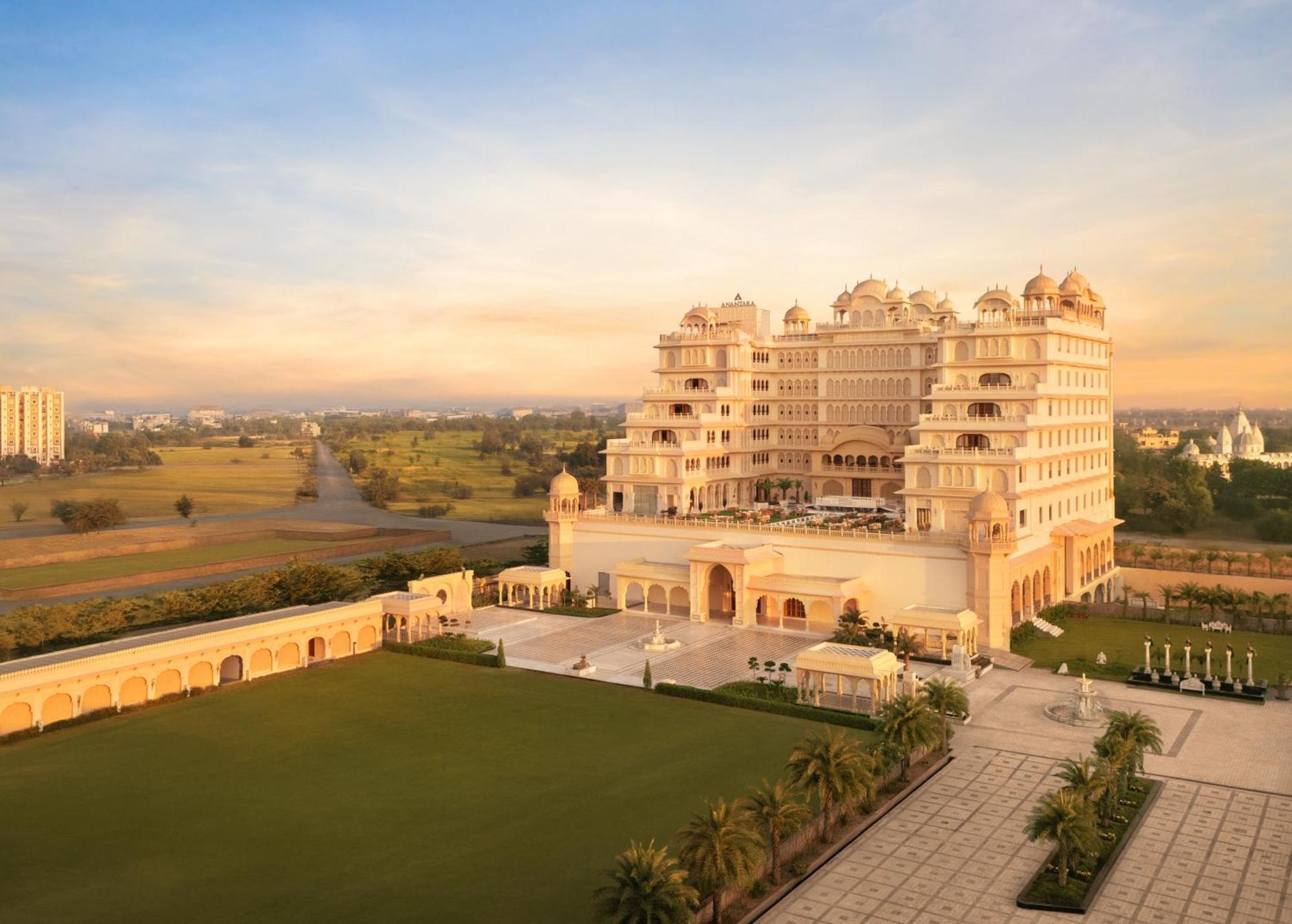 Anantara Jewel Bagh Jaipur Hotel Exterior photo